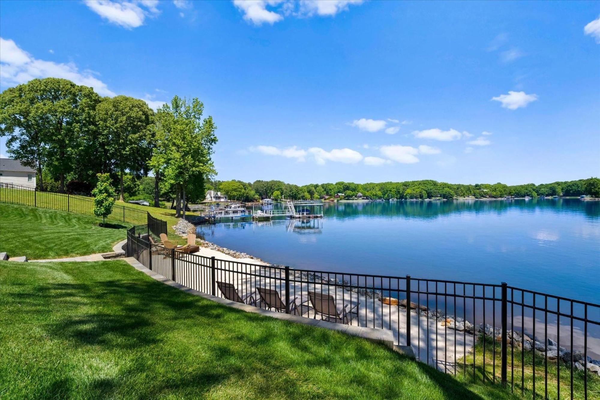 Villa Hogan Crest Mooresville Esterno foto